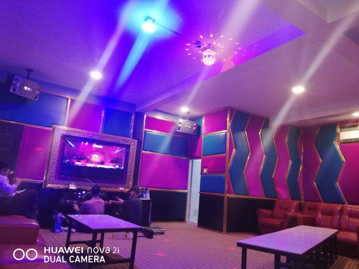 Supreme Hotel Yangon Ngoại thất bức ảnh